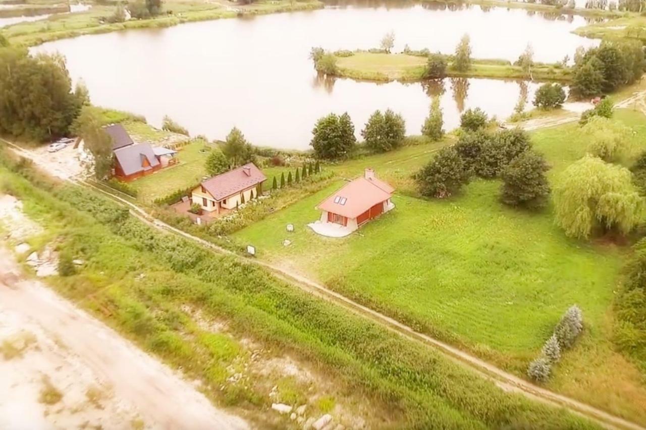 Domek Letniskowy Caloroczny W Rzemieniu Villa Buitenkant foto